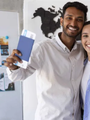 pareja feliz después de la Regularización migratoria